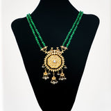 Statement beaded necklace with a kundan pendant