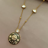 Heritage red glow round Pendant set