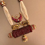 Isaana Collection