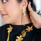 Flower and tassels design Hasli necklace and earrings set