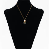 Dainty neckpiece with a round shaped Citrine Stone and Kundan pendant