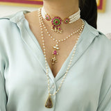 Dainty neckpiece with pearls, silver, kundan, and kemp stones
