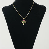 Dainty Neckpiece handcrafted with pearls, silver and kemp stones