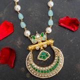 Stunning Temple pendant neckpiece