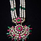 Royal statement Silver and Pearls necklace ( Majari Collection)