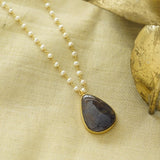 Dainty neckpiece with a Jasper Stone pendant