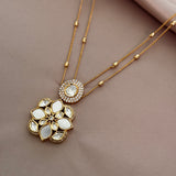 Radiant square with flower Pendant set
