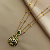 Kundan red drop cut Pendant set