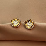Elegant floral kundan Pendant set
