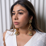 Statement Jhumka with fusion of pearls and kundan accents