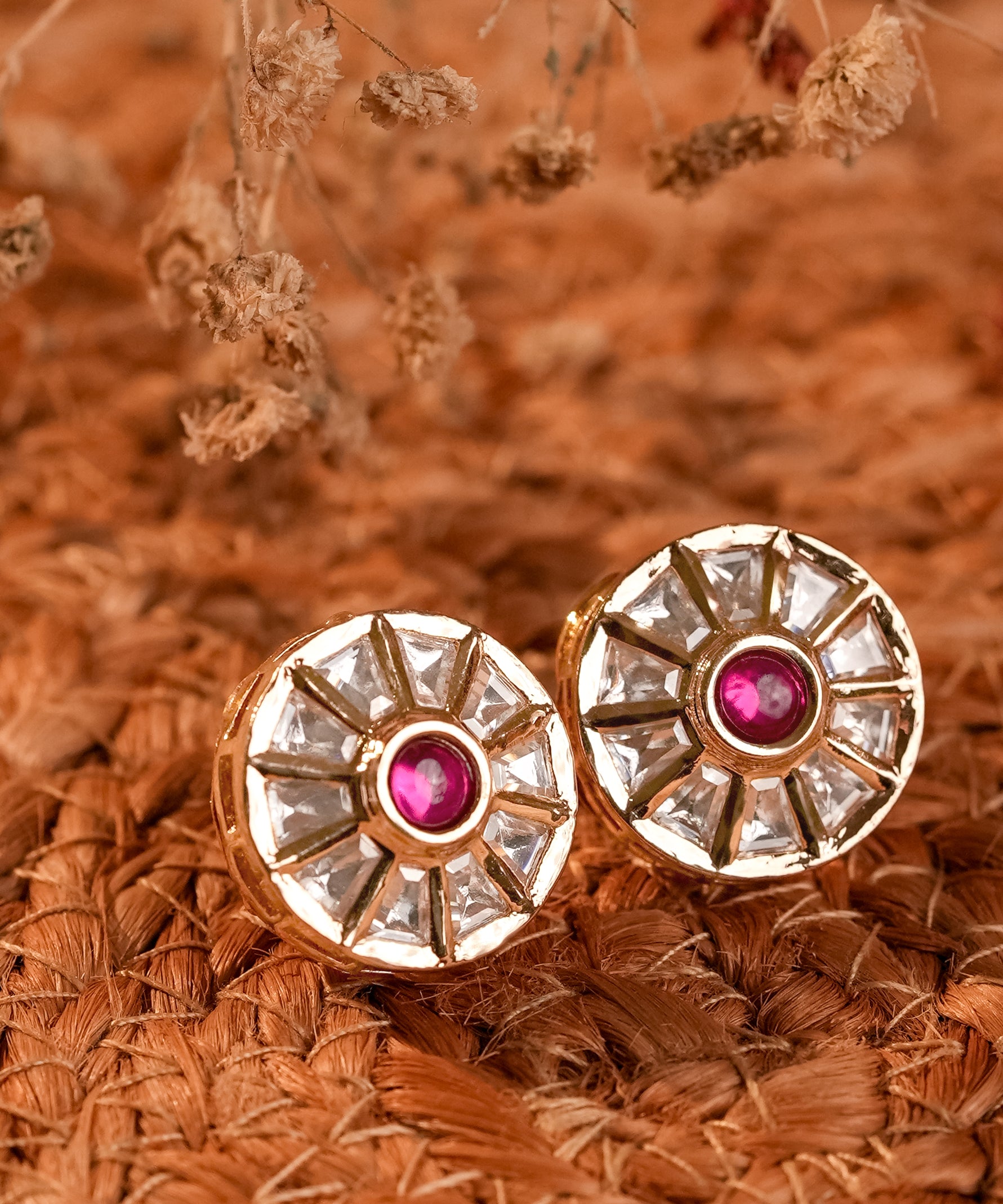 Signity glow White Kundan Shell Earrings