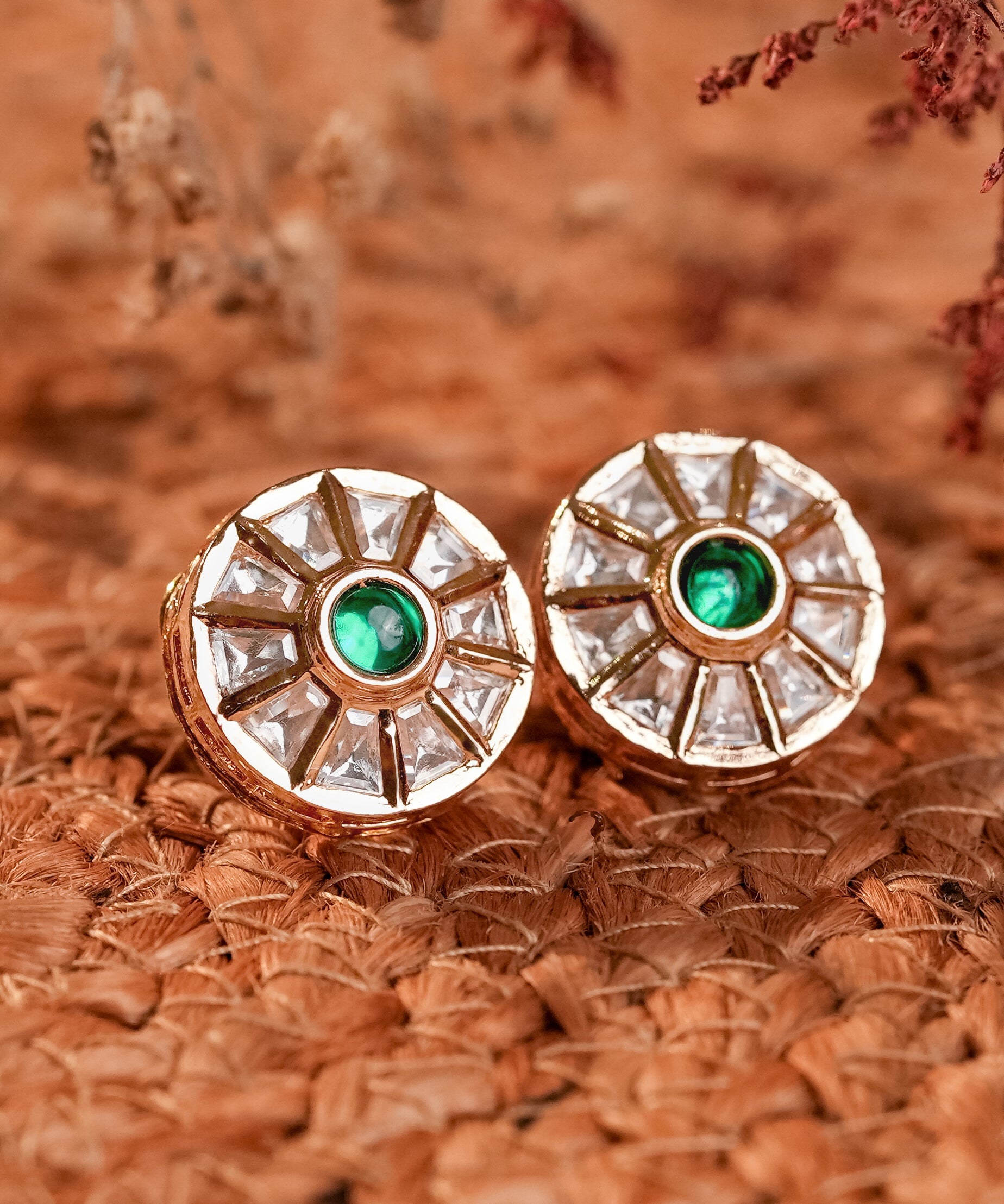 Signity glow White Kundan Shell Earrings