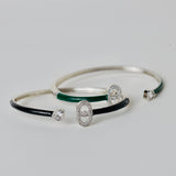Cuff in green and black