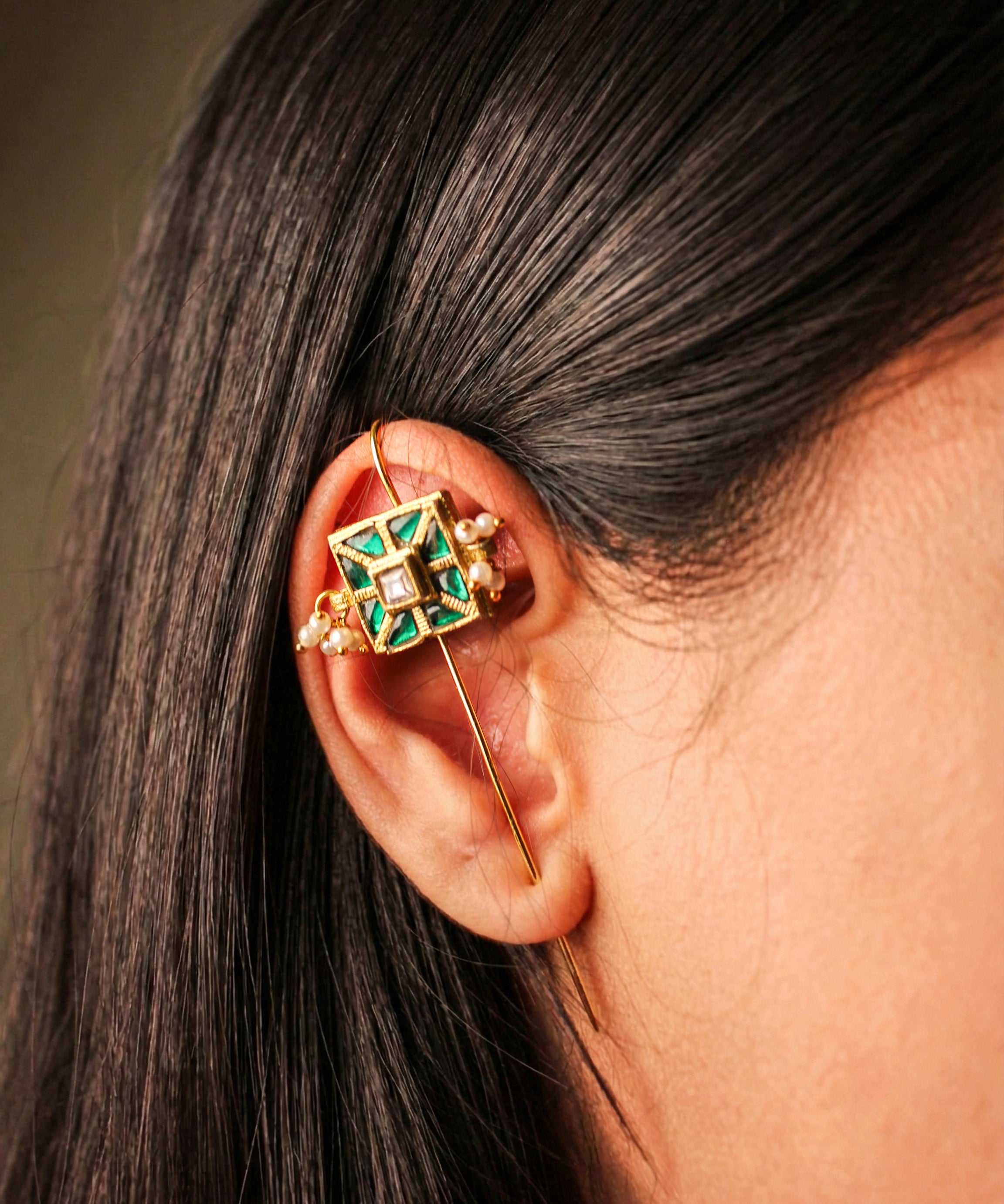 Pearl Square Kundan Earcuff with Pearl Details