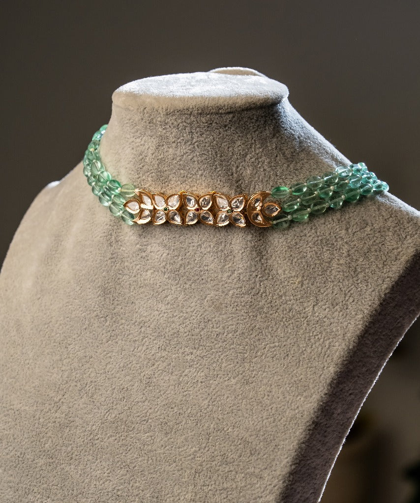 Stone chain with Kundan tri-flower choker