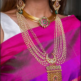 Royal Gold Hasli with Temple pendant